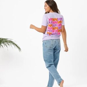 Aloha Collection size small SHORT SLEEVE
Vintage Hawaiian Airlines